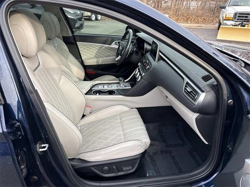 Used 2020 Genesis G70 3.3T w/ Prestige Package image 9