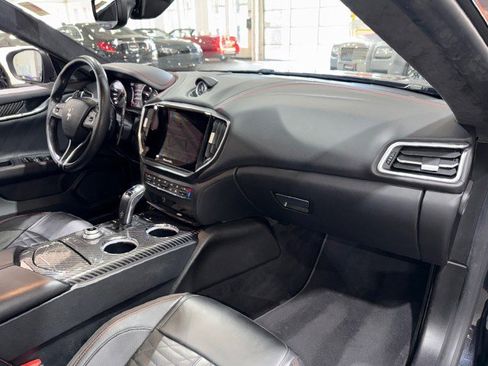 Used 2022 Maserati Ghibli Trofeo image 65