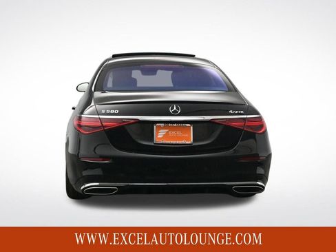 Used 2022 Mercedes-Benz S 580 4MATIC Sedan w/ AMG Line Package image 5