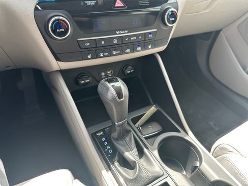 Used 2019 Hyundai Tucson SEL w/ Cargo Package FWD image 14
