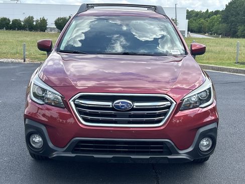 Used 2019 Subaru Outback 2.5i Premium AWD/4WD image 3