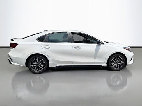Used 2022 Kia Forte GT-Line FWD image 4