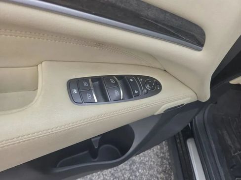 Used 2015 INFINITI QX60 Luxe w/ Premium Package AWD/4WD image 9