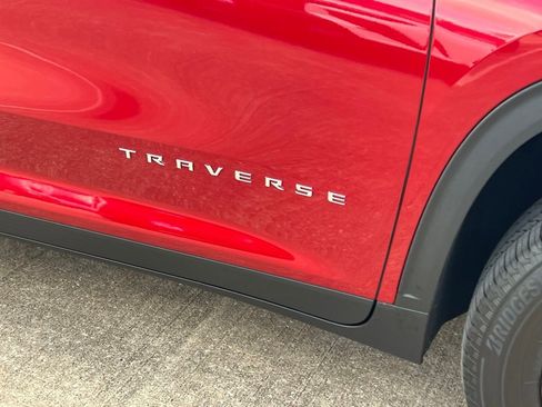 New 2026 Chevrolet Traverse LT w/ Driver Confidence Package FWD image 17
