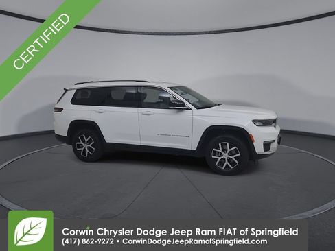 Used 2023 Jeep Grand Cherokee L Limited w/ Trailer Tow Group (B) AWD/4WD image 17