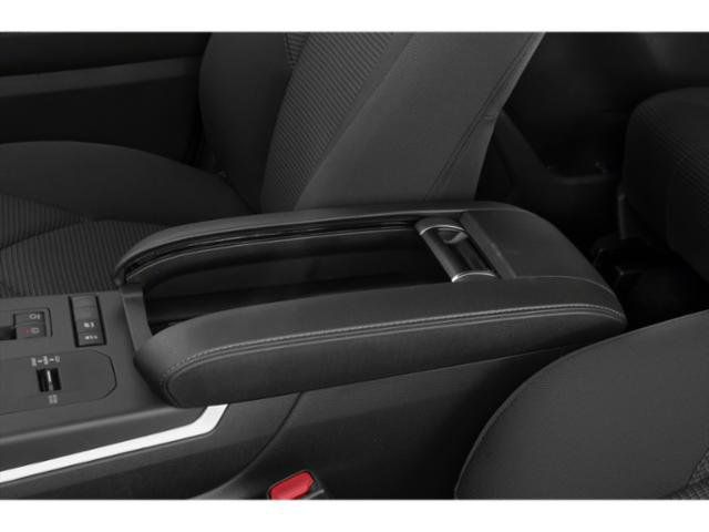 Used 2021 Toyota Highlander LE FWD image 14