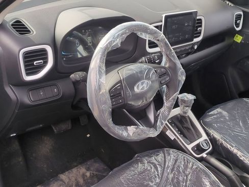 New 2026 Hyundai Venue SEL FWD image 12