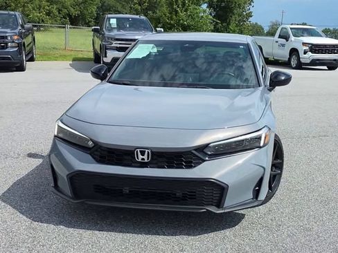 Used 2025 Honda Civic Sport image 3