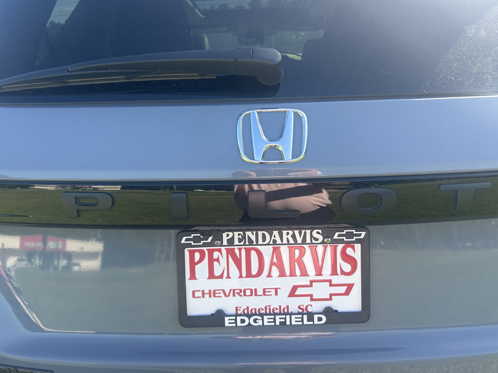 Used 2025 Honda Pilot Elite image 4