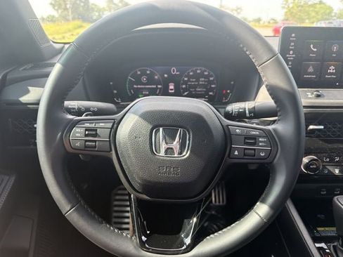 Used 2025 Honda Accord Sport image 22