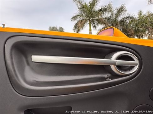 Used 2005 Chevrolet SSR w/ Preferred Equipment Group RWD image 36