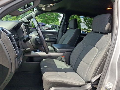 Used 2019 RAM 1500 Big Horn AWD/4WD image 24