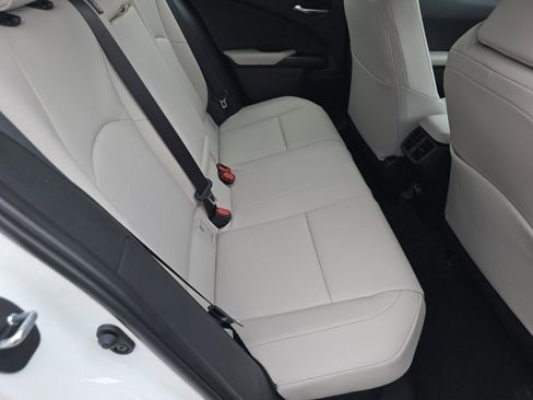 New 2026 Lexus UX 300h AWD image 6