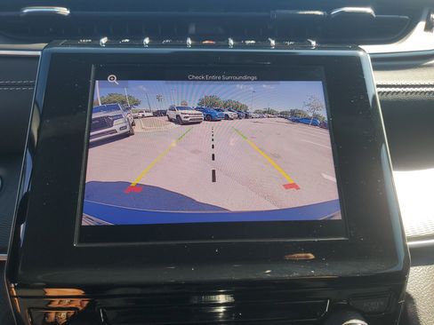 Used 2025 Jeep Grand Cherokee L Laredo RWD image 21