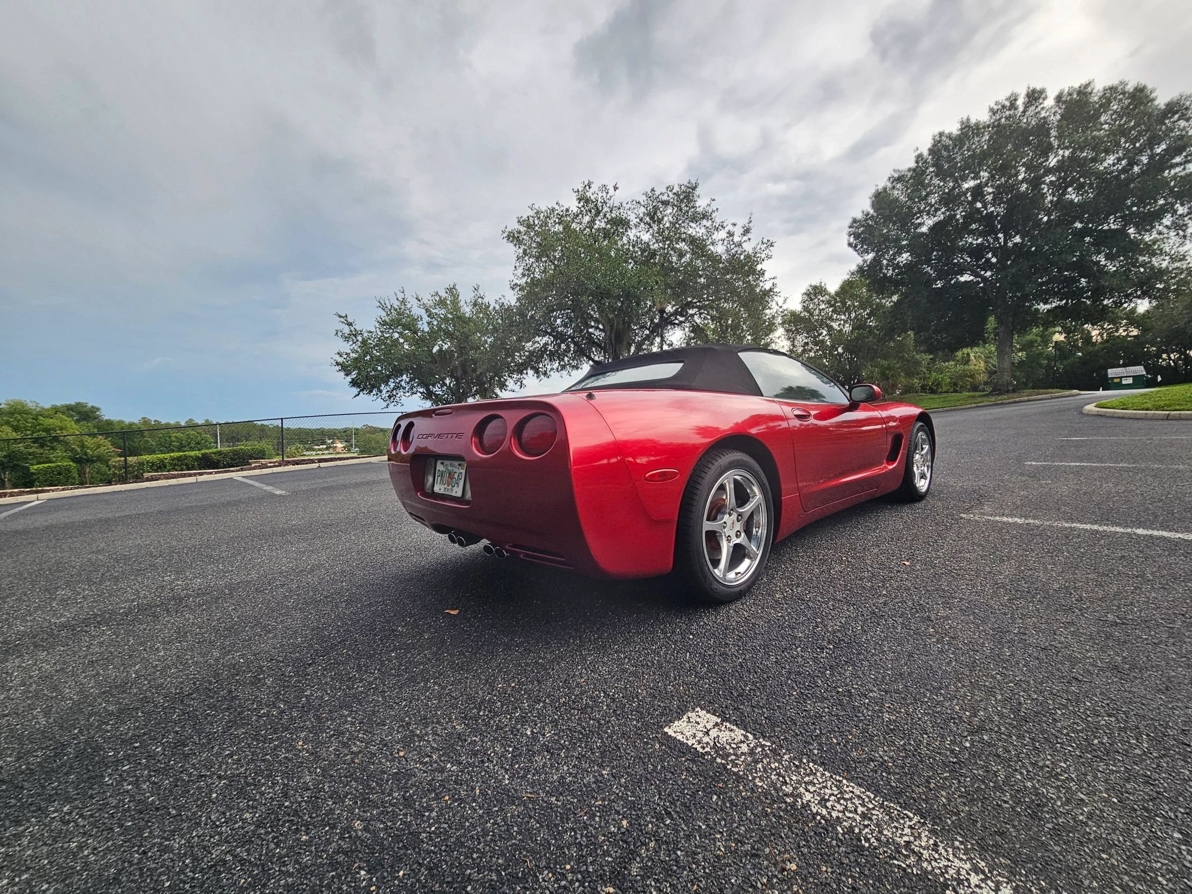 Used 2004 Chevrolet Corvette Coupe w/ Preferred Equipment Group RWD image 5