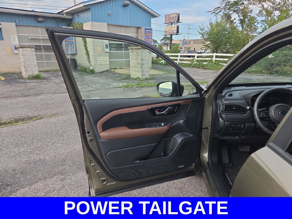 Used 2025 Subaru Forester Touring AWD/4WD image 20