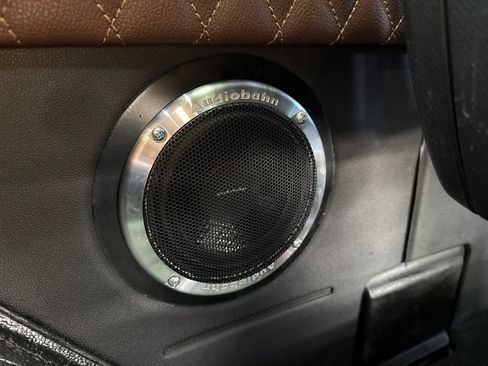 Used 2018 Mercedes-Benz Sprinter 2500 image 42