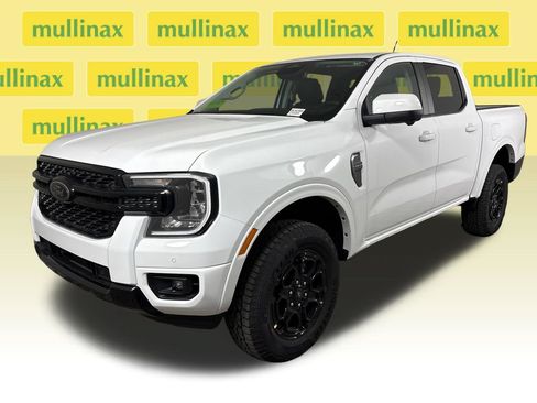 New 2026 Ford Ranger Lariat w/ Black Appearance Package RWD image 14