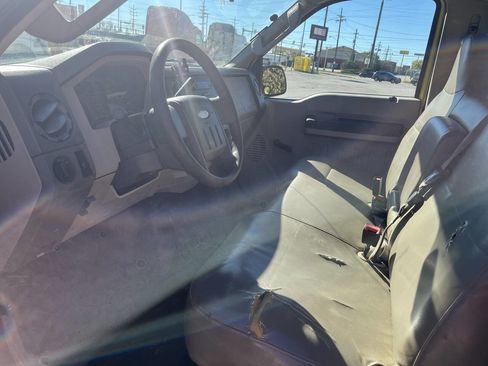 Used 2008 Ford F350 XLT image 6