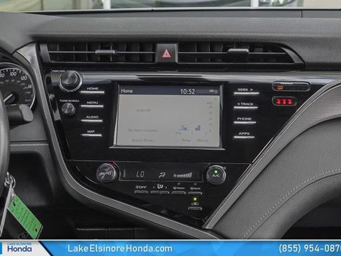 Used 2019 Toyota Camry SE FWD image 20