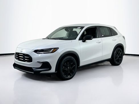 Used 2023 Honda HR-V Sport image 1