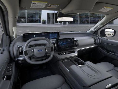 New 2026 Ford Expedition Max Active image 9