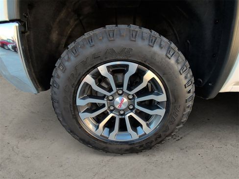 Used 2018 GMC Sierra 1500 2WD Regular Cab w/ Sierra Convenience Package image 14