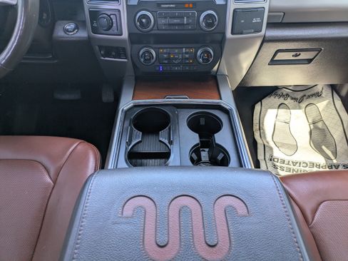 Used 2019 Ford F250 King Ranch w/ King Ranch Ultimate Package AWD/4WD image 17