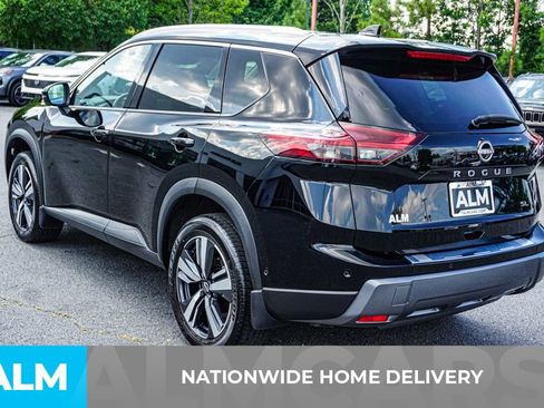 Used 2024 Nissan Rogue SL FWD image 5