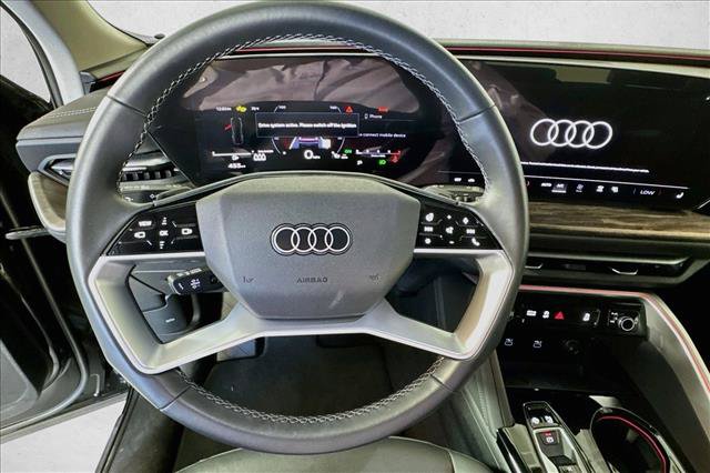 Used 2025 Audi Q5 Premium w/ Convenience Package AWD/4WD image 10