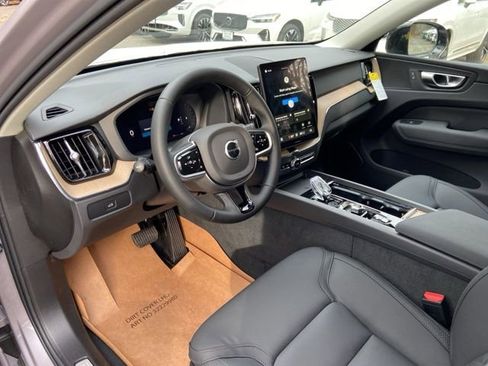 New 2026 Volvo XC60 B5 Plus w/ Climate Package AWD/4WD image 10