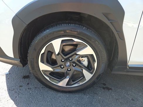 Used 2024 Subaru Crosstrek 2.5i Limited w/ Crosstrek Mirror Package image 23