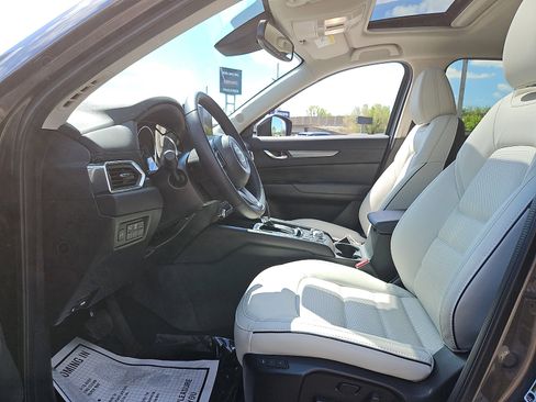 Certified 2025 MAZDA CX-5 AWD 2.5 S w/ Preferred Package image 13