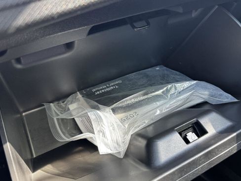 Certified 2025 Chevrolet TrailBlazer LT AWD/4WD image 27