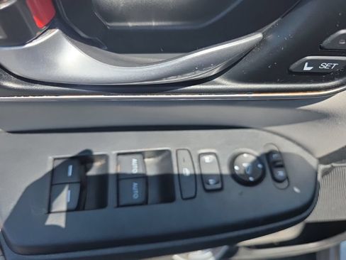 Used 2020 Honda CR-V Touring image 13