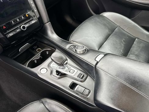 Used 2019 INFINITI QX50 Essential w/ Premium Heat Package image 7