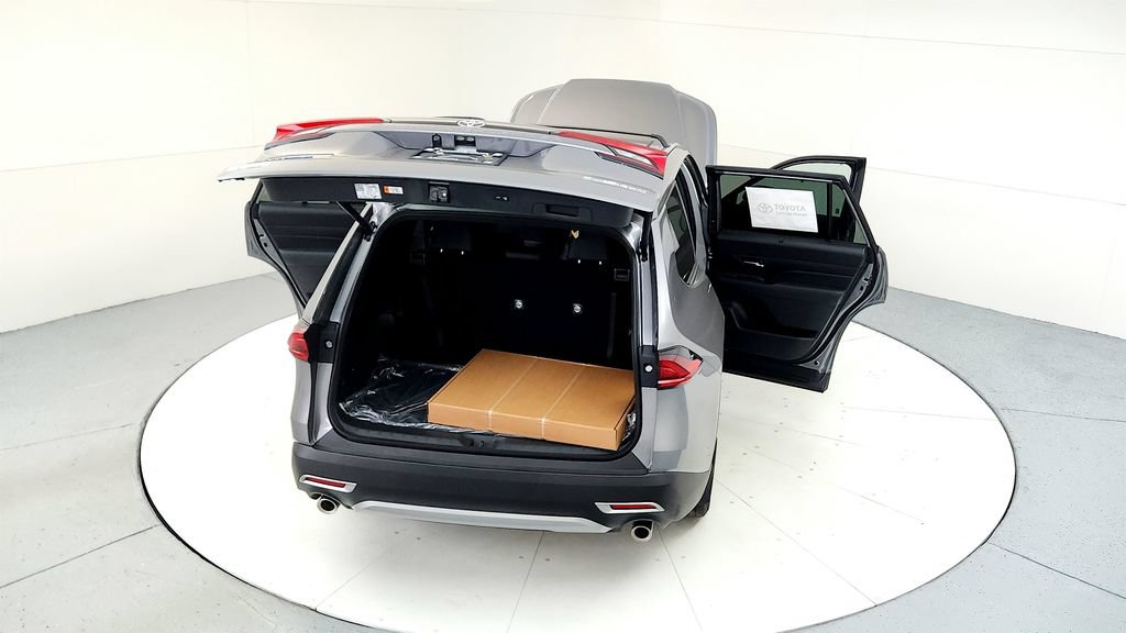 Certified 2025 Toyota Grand Highlander AWD Hybrid image 19