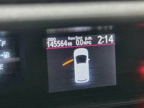 Used 2015 Toyota Prius C One FWD image 13