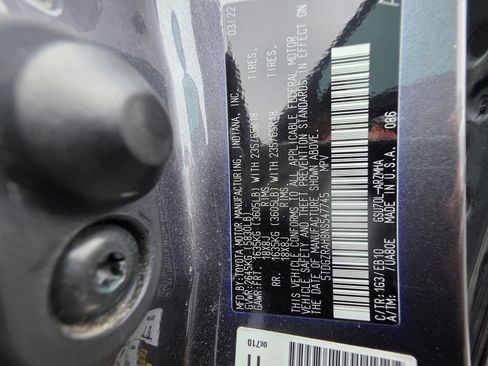 Used 2022 Toyota Highlander XLE image 11