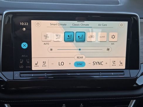 New 2026 Volkswagen Atlas SE image 16