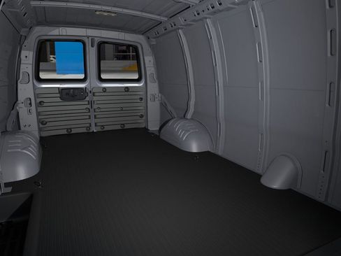 New 2026 Chevrolet Express 2500 image 17