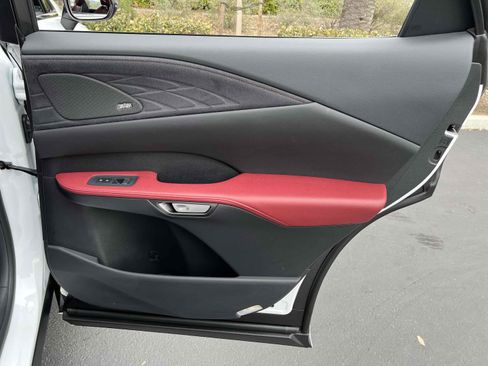 Used 2024 Lexus RX 500h F Sport image 90