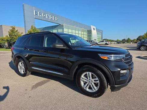 Used 2023 Ford Explorer XLT w/ Equipment Group 202A image 1