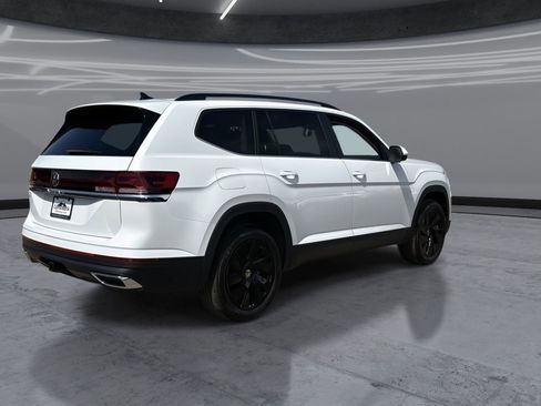 New 2026 Volkswagen Atlas SE FWD image 5