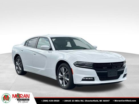 Used 2020 Dodge Charger SXT AWD/4WD image 7