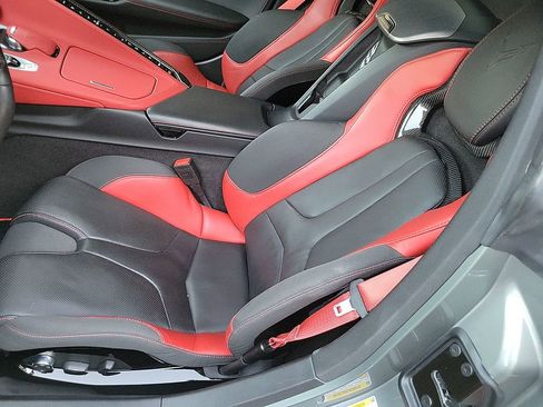 Used 2024 Chevrolet Corvette Stingray Preferred Conv w/ Stealth Interior Trim Package image 19
