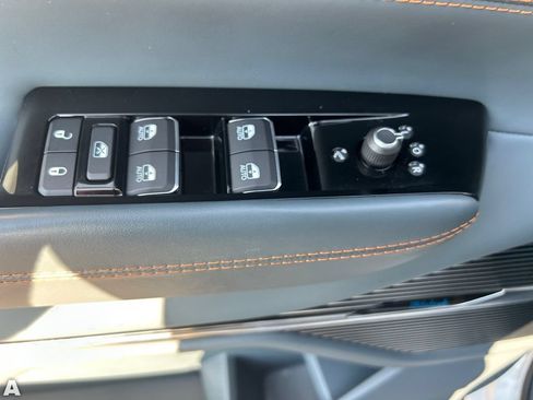 Certified 2022 Jeep Grand Wagoneer Series III w/ Flexible Seating Group AWD/4WD image 21