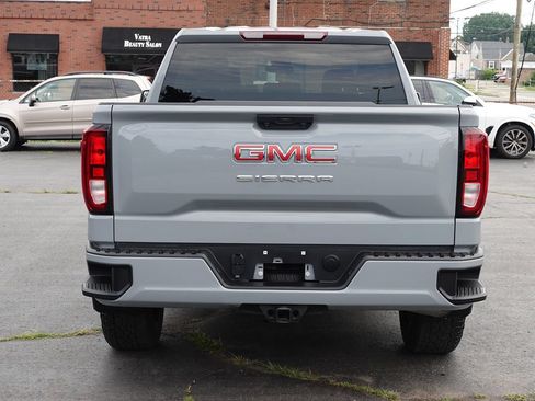 Used 2024 GMC Sierra 1500 Pro w/ Graphite Edition AWD/4WD image 7