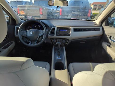 Used 2022 Honda HR-V LX image 27