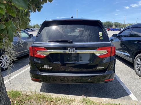 Used 2018 Honda Odyssey Touring image 19